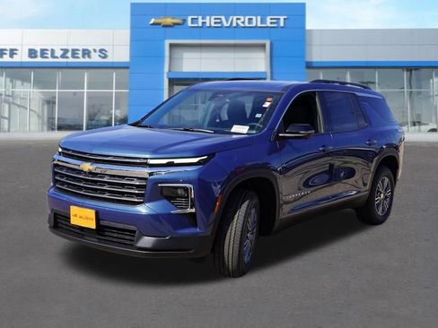 New 2026 Chevrolet Traverse LT w/ Driver Confidence Package image 7