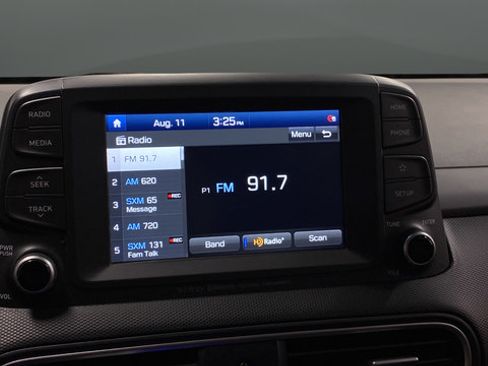 Used 2021 Hyundai Kona Limited AWD/4WD image 15