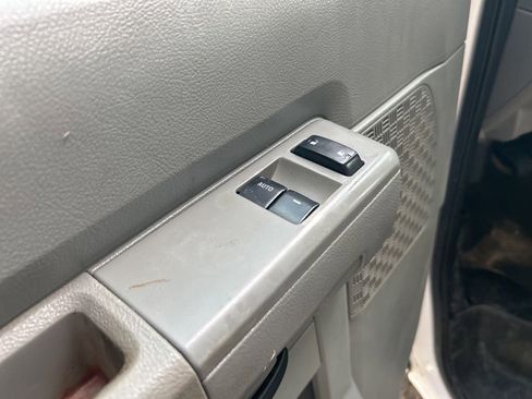 Used 2014 Ford E-150 and Econoline 150 w/ Commercial Cargo Van Package image 25