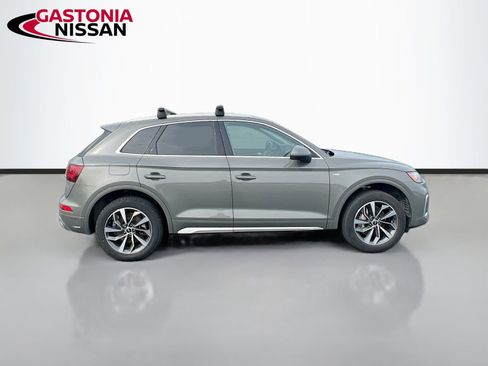 Used 2023 Audi Q5 2.0T Premium w/ Convenience Package image 10