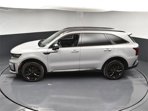 Certified 2023 Kia Sorento SX image 45