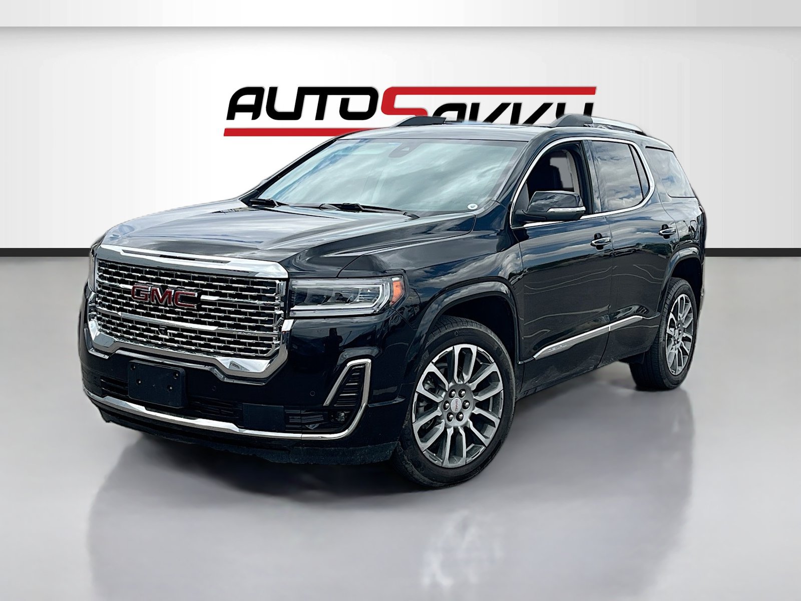 Used 2023 GMC Acadia Denali w/ Denali Ultimate Package AWD/4WD image 3