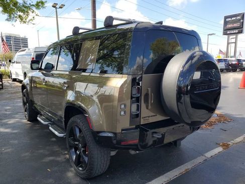 Used 2023 Land Rover Defender 110 X image 3