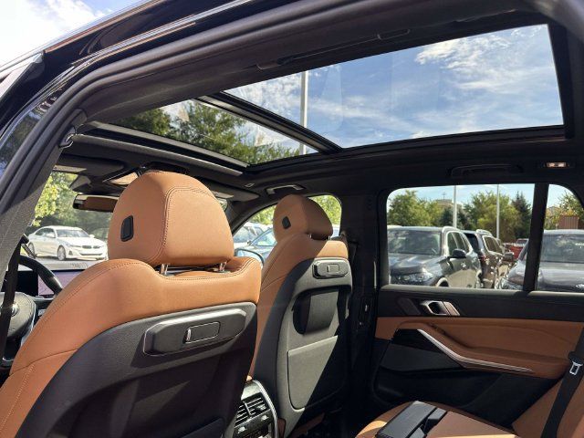 Certified 2024 BMW X5 xDrive40i w/ Premium Package AWD/4WD image 22