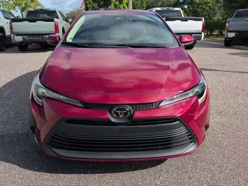 Certified 2025 Toyota Corolla LE FWD image 9