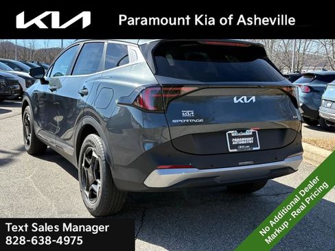 New 2026 Kia Sportage EX image 4