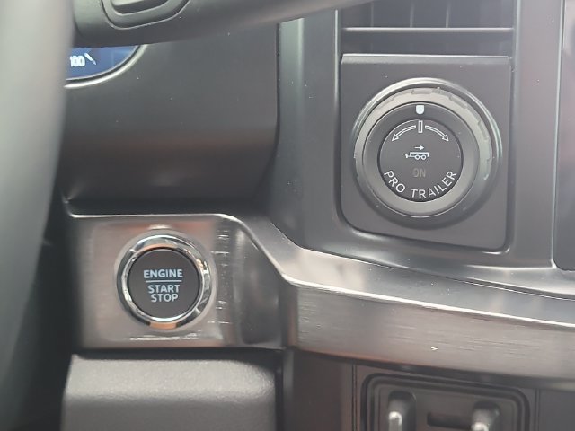 Used 2024 Ford F350 Lariat w/ Lariat Ultimate Package AWD/4WD image 30