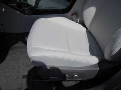 New 2025 Hyundai Kona SEL image 9