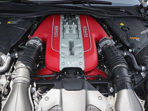Used 2021 Ferrari 812 GTS RWD image 20
