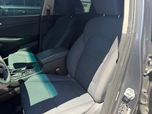Used 2019 Hyundai Tucson FWD image 10