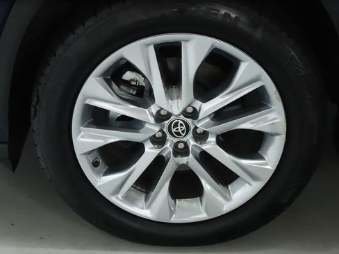 Used 2022 Toyota Highlander Limited AWD/4WD image 47