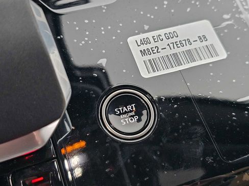 New 2026 Land Rover Range Rover Sport SE image 29