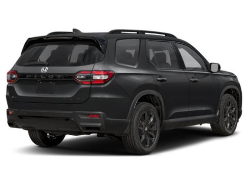 New 2026 Honda Pilot Black Edition image 2
