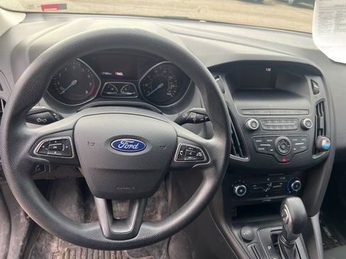 Used 2018 Ford Focus S image 7