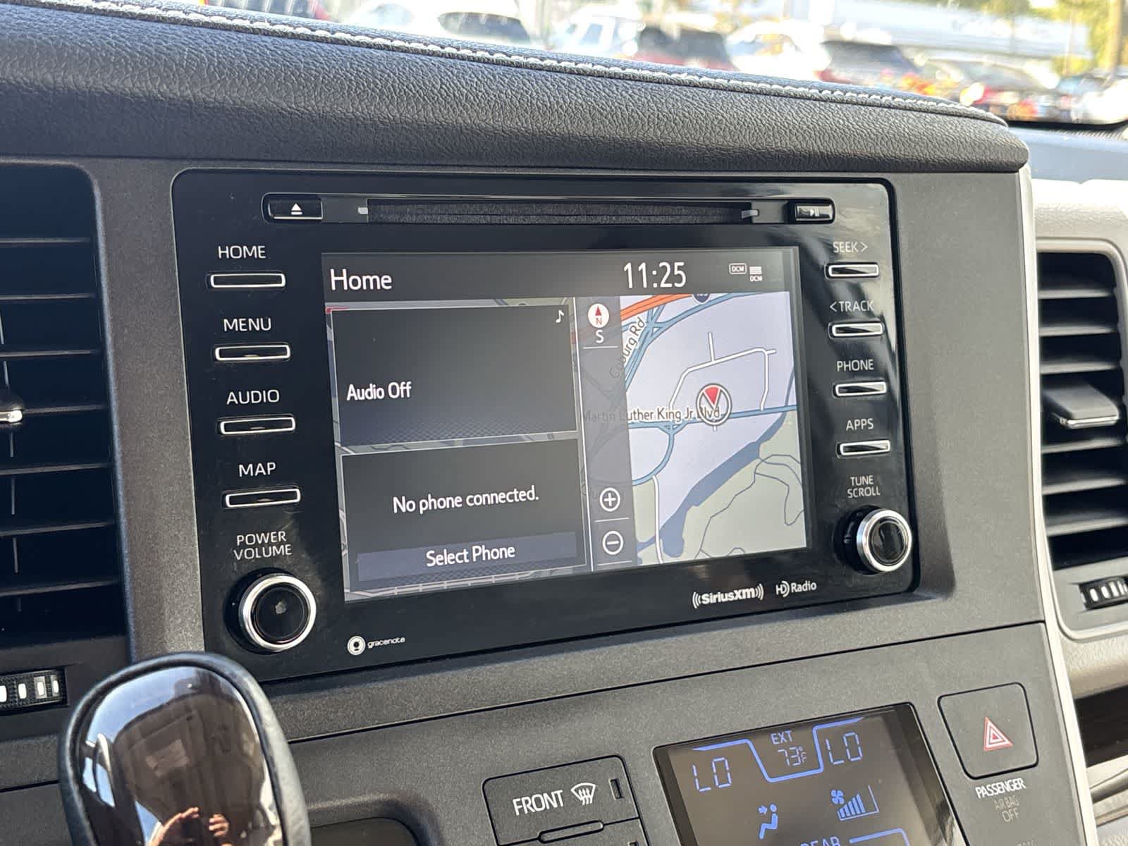 Used 2020 Toyota Sienna XLE FWD image 15