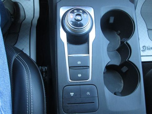 Used 2020 Ford Escape SEL image 20