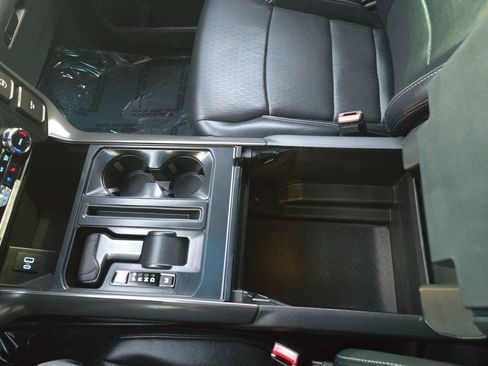 Used 2024 Ford F150 Lariat image 24