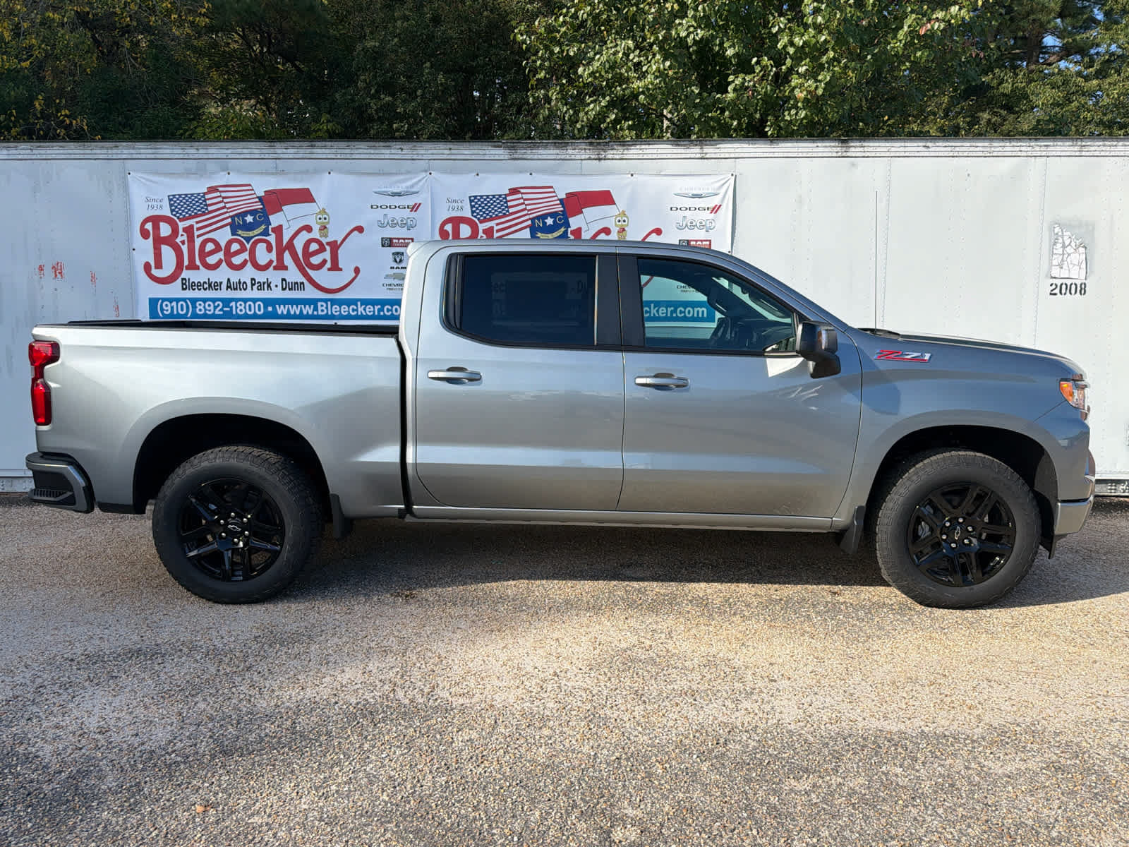 New 2026 Chevrolet Silverado 1500 RST w/ Convenience Package II AWD/4WD image 2