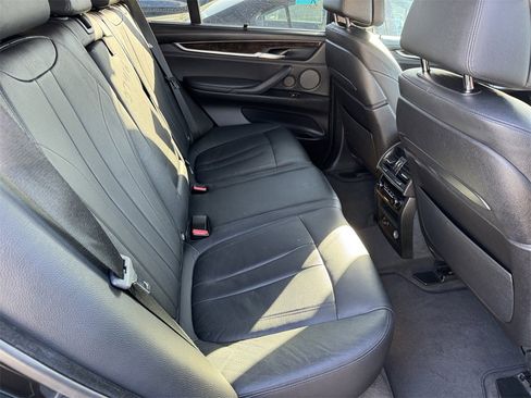 Used 2016 BMW X5 xDrive50i image 22