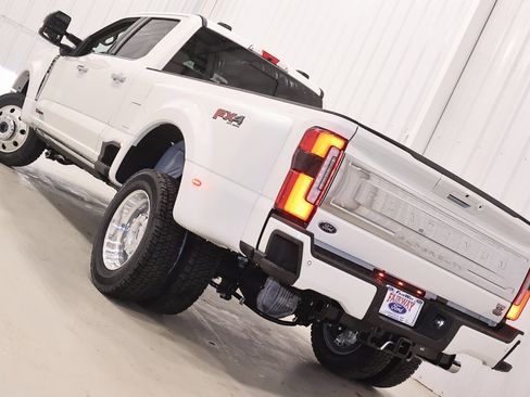 New 2026 Ford F450 Platinum image 37