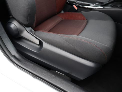 Used 2025 Toyota Corolla SE FWD image 10