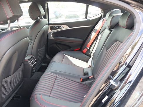 Used 2023 Genesis G70 2.0T w/ Sport Prestige Package RWD image 38