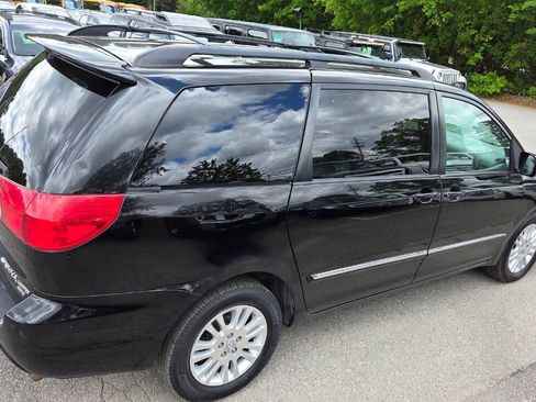 Used 2008 Toyota Sienna AWD image 14