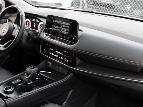 Certified 2023 Nissan Rogue Platinum w/ Platinum Premium Package image 30