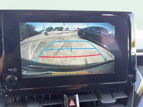 Used 2024 Toyota Corolla LE FWD image 20