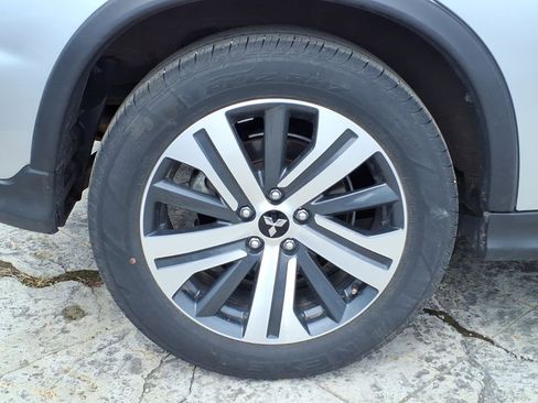 Used 2025 Mitsubishi Outlander Sport AWD image 6
