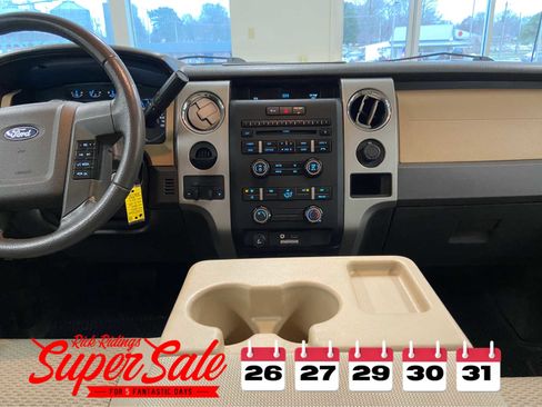 Used 2011 Ford F150 XLT w/ XLT Chrome Pkg image 16