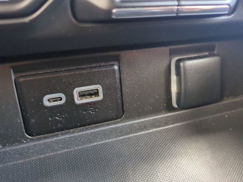 Used 2024 Chevrolet Tahoe LT AWD/4WD image 28