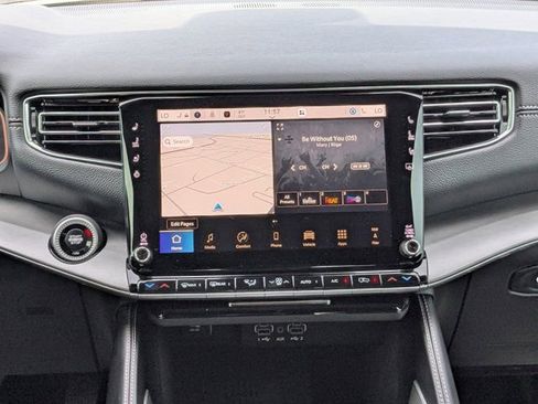 New 2026 Jeep Grand Wagoneer Limited w/ Premium Group II image 20