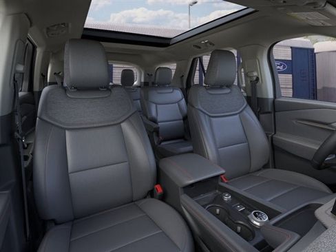 New 2026 Ford Explorer Active w/ Active Comfort Package AWD/4WD image 33