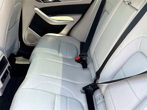 New 2026 Jaguar F-PACE R-Dynamic S image 12