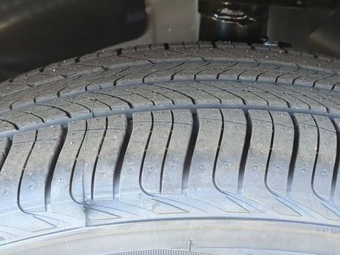 New 2026 Chevrolet Trax LT w/ Driver Confidence Package image 17