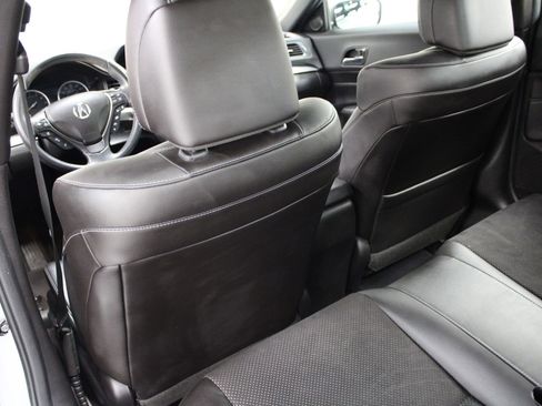 Used 2017 Acura ILX w/ Technology Plus & A-SPEC image 17