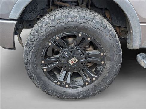 Used 2014 Ford F150 FX4 w/ Equipment Group 401A Mid image 9