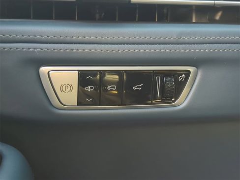 Used 2025 Cadillac Escalade IQ Sport 2 w/ LPO, Premium Carpet Package image 17