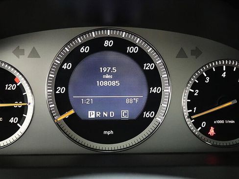 Used 2008 Mercedes-Benz C 300 Sedan image 26