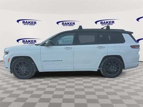 Used 2024 Jeep Grand Cherokee L Summit w/ High Altitude Package image 6