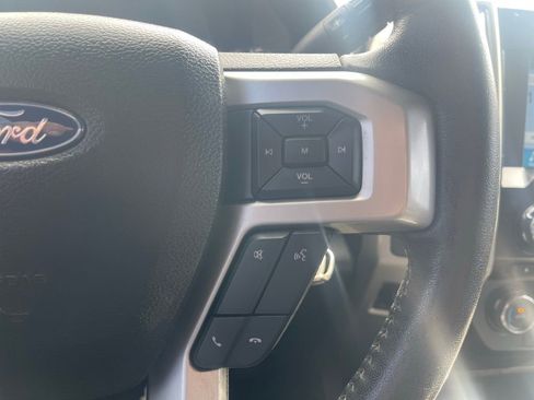 Used 2017 Ford F250 Lariat w/ Chrome Package image 34