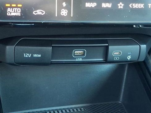 Used 2025 Kia Niro Wind w/ Wind Preserve Package image 25