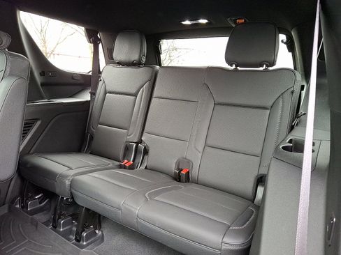 Used 2023 GMC Yukon Denali image 10