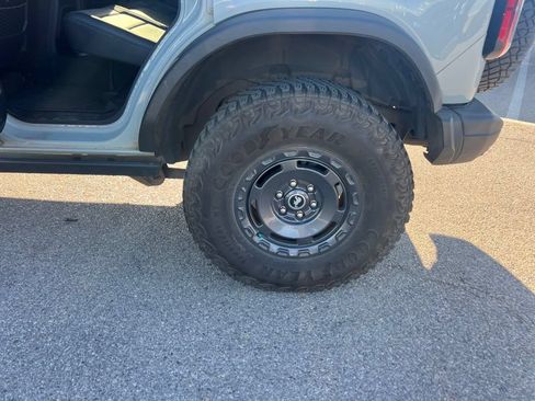 Used 2023 Ford Bronco Everglades AWD/4WD image 18