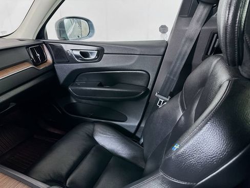 Used 2023 Volvo XC60 B5 Plus w/ Climate Package AWD/4WD image 29