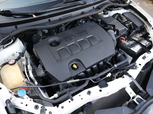 Used 2017 Toyota Corolla iM image 49