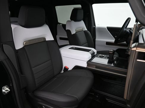 Used 2025 GMC Hummer EV 3X AWD/4WD image 28