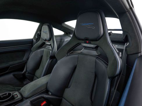 Certified 2026 Porsche 911 GT3 RWD image 17