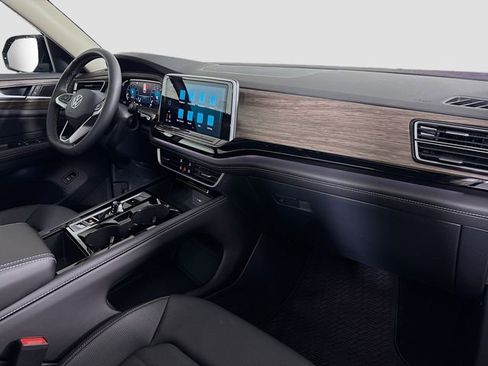 New 2026 Volkswagen Atlas SEL image 31